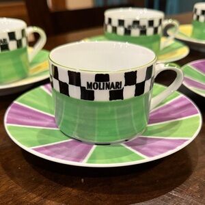 Set of tea cups with saucers (6)